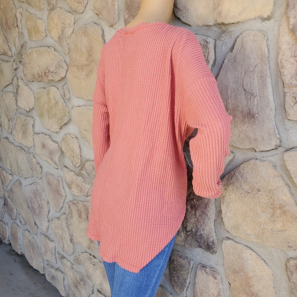 WILD FABLE | Long Sleeve V-neck Waffle Knit Sweater - Picture 6 of 8